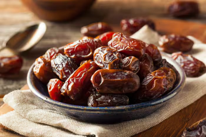 soaked dates Khajoor Health Benefits